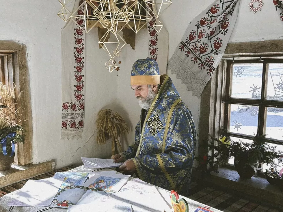 travel program image