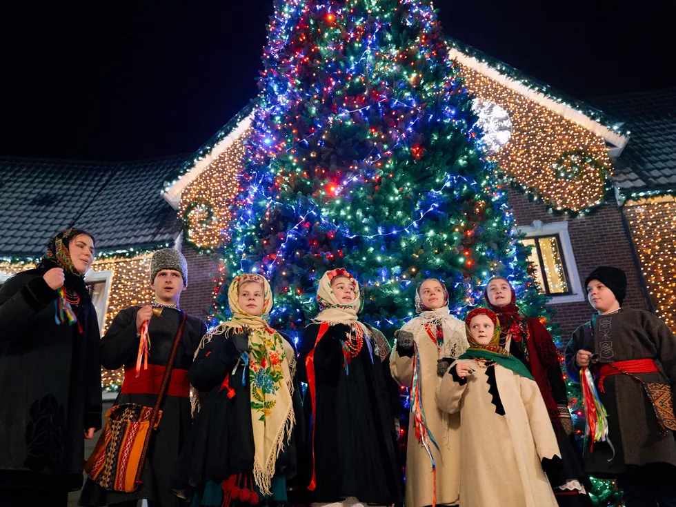 travel program image