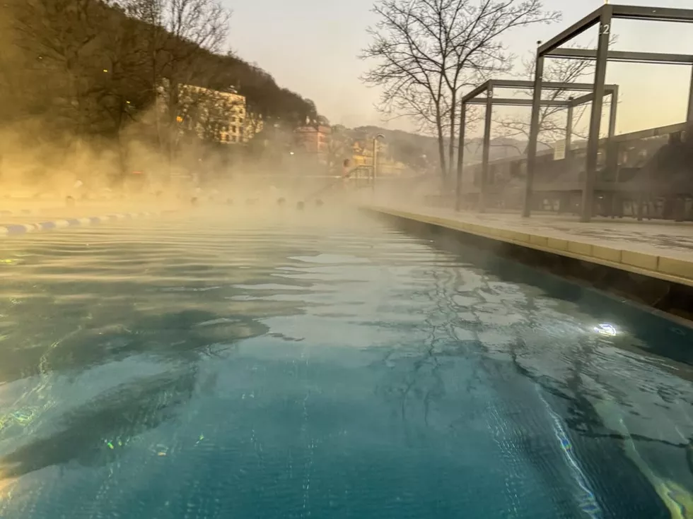 travel program image