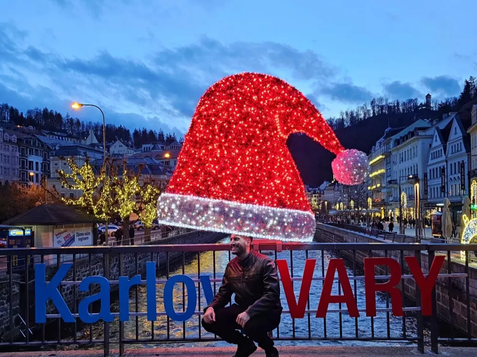 travel program image