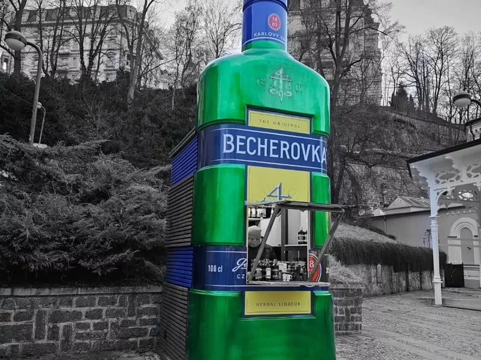 travel program image