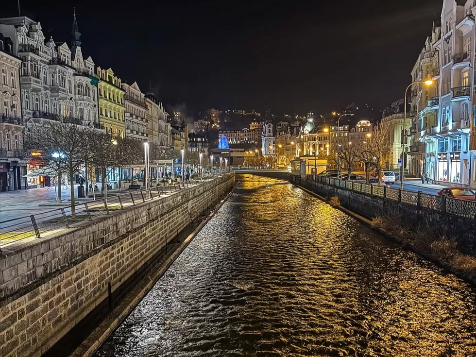 travel program image