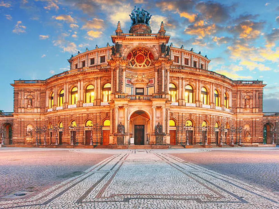 travel program image