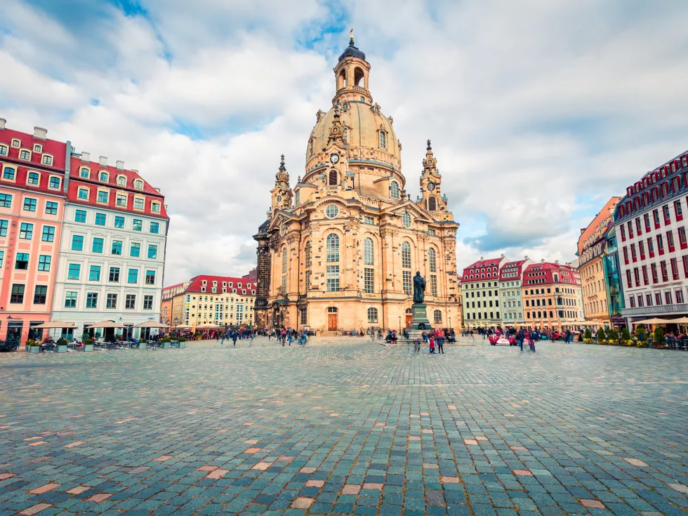 travel program image