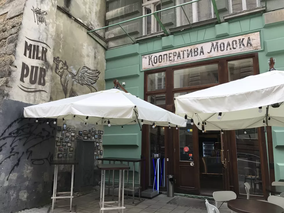 travel program image