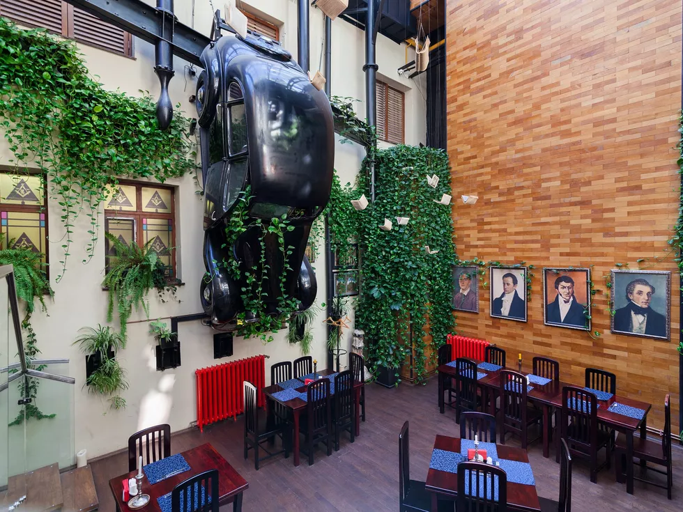 travel program image