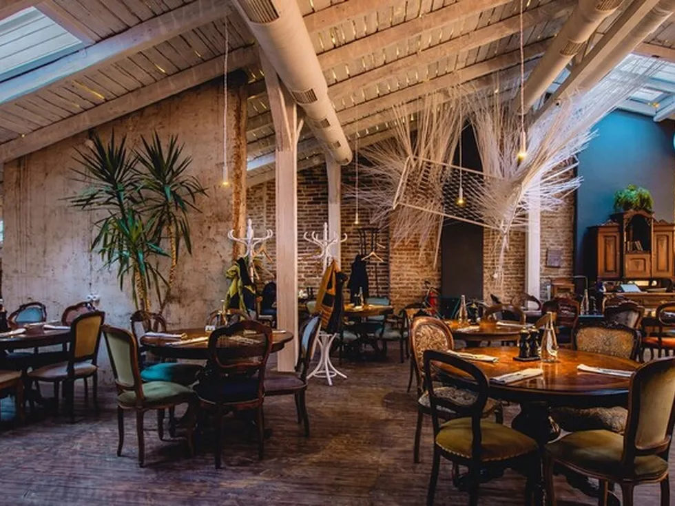 travel program image