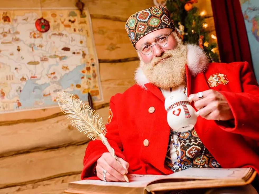 travel program image