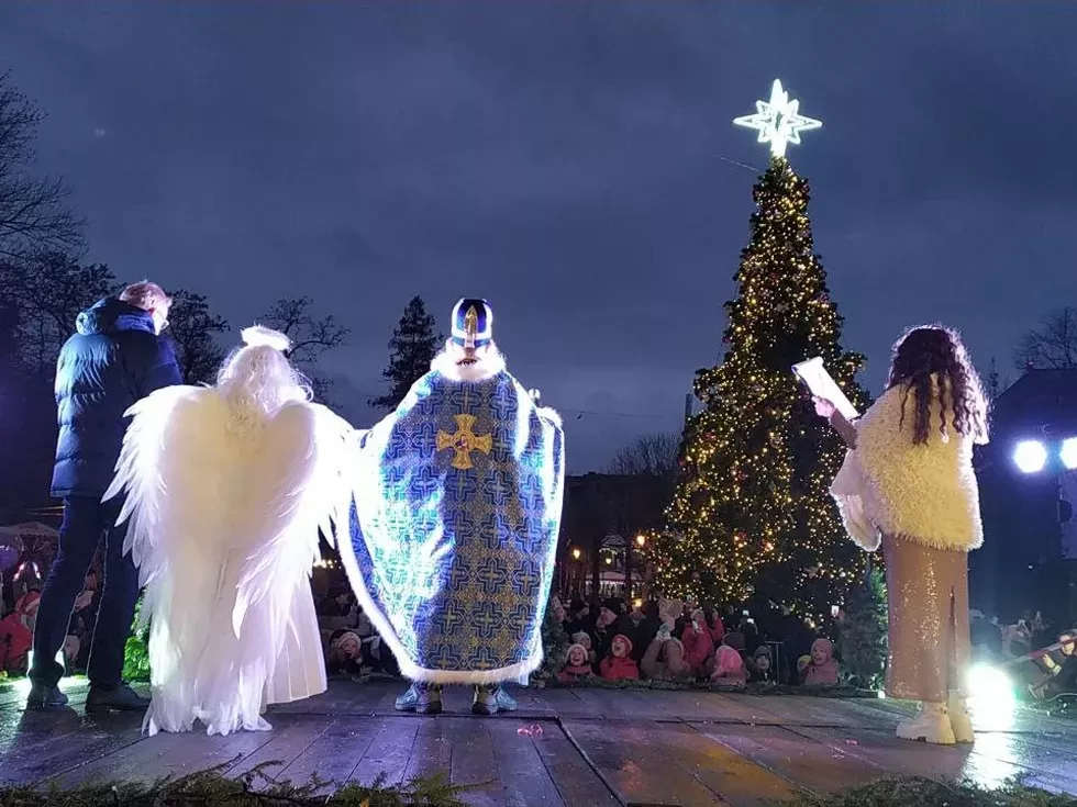 travel program image