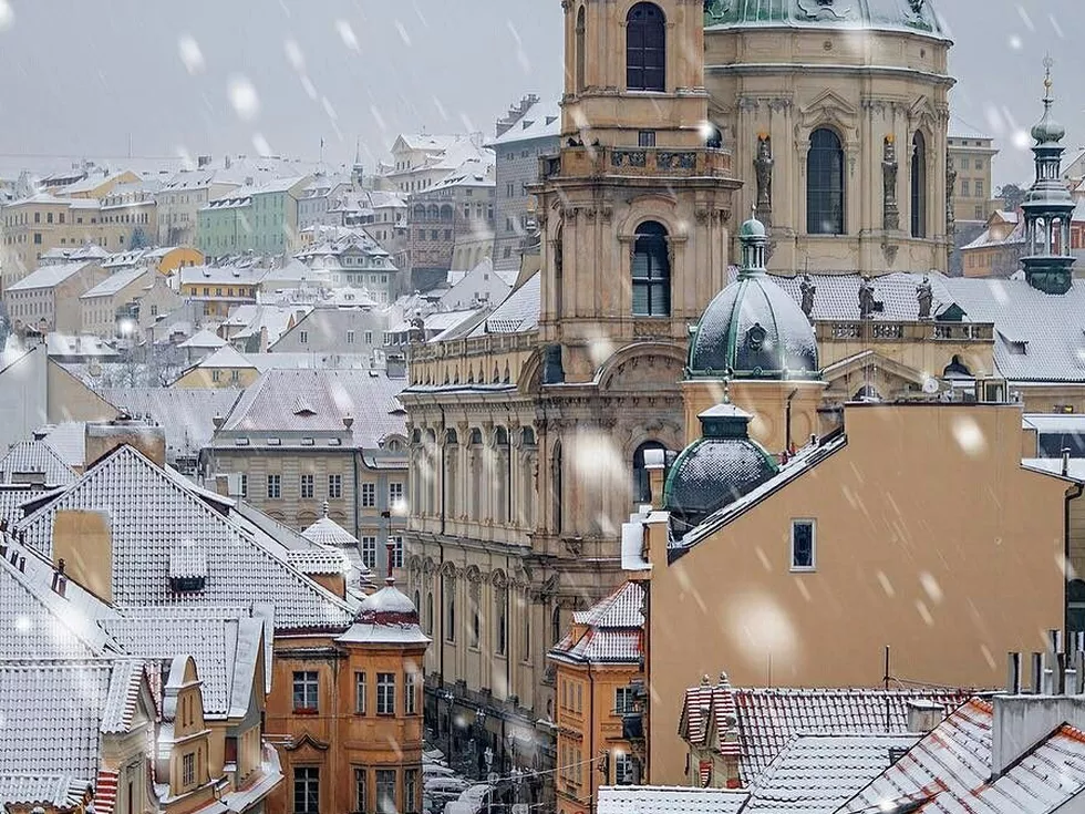 travel program image