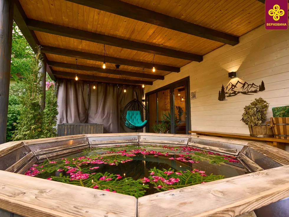 travel program image