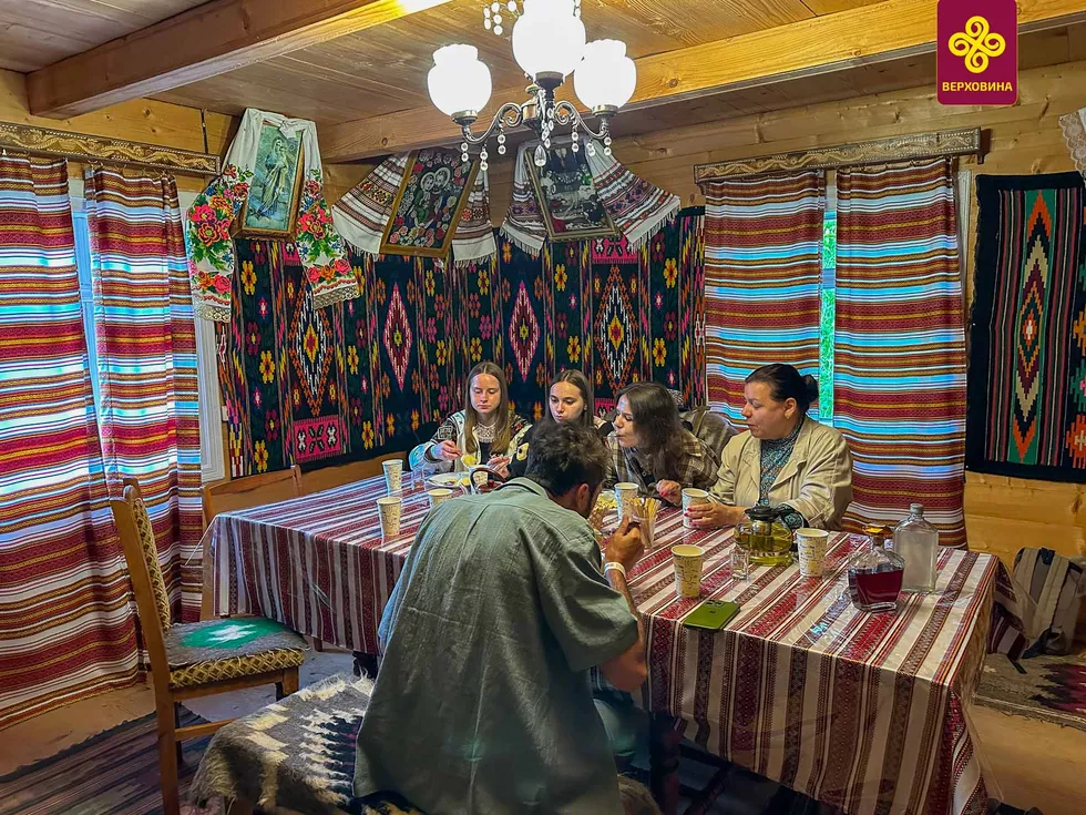 travel program image