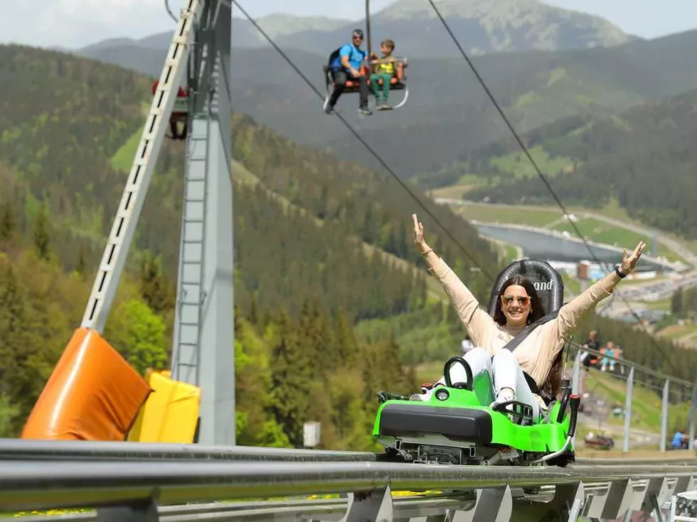 travel program image