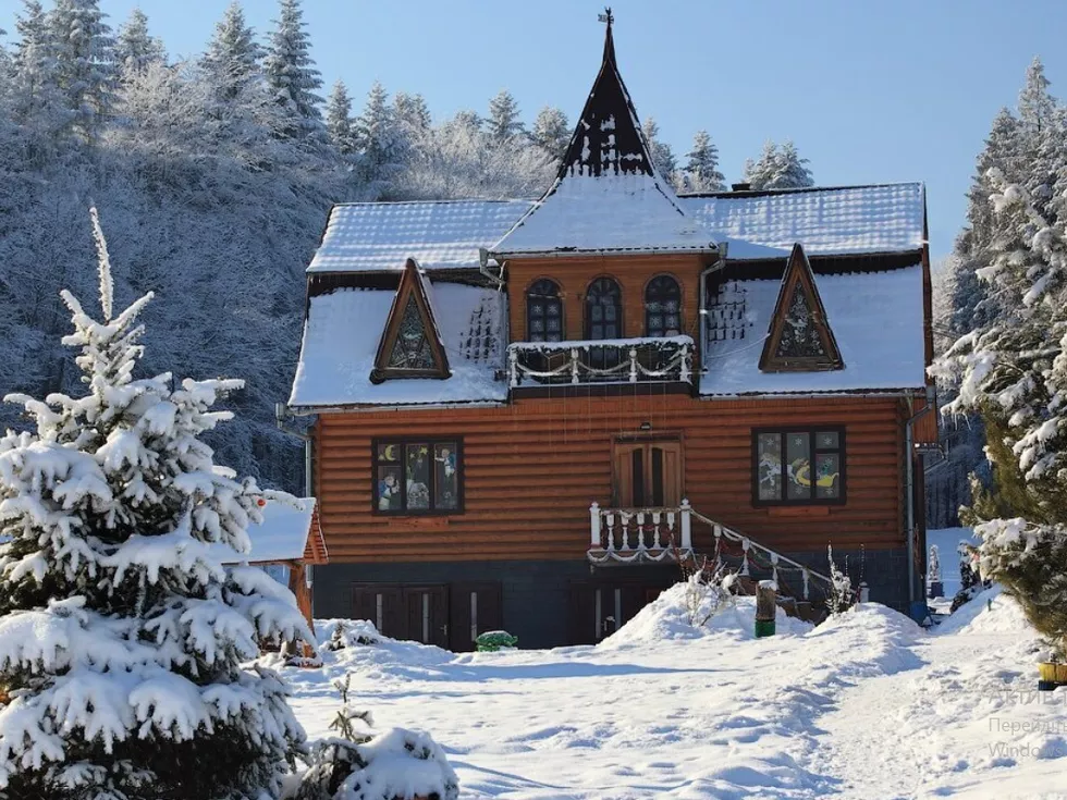 travel program image