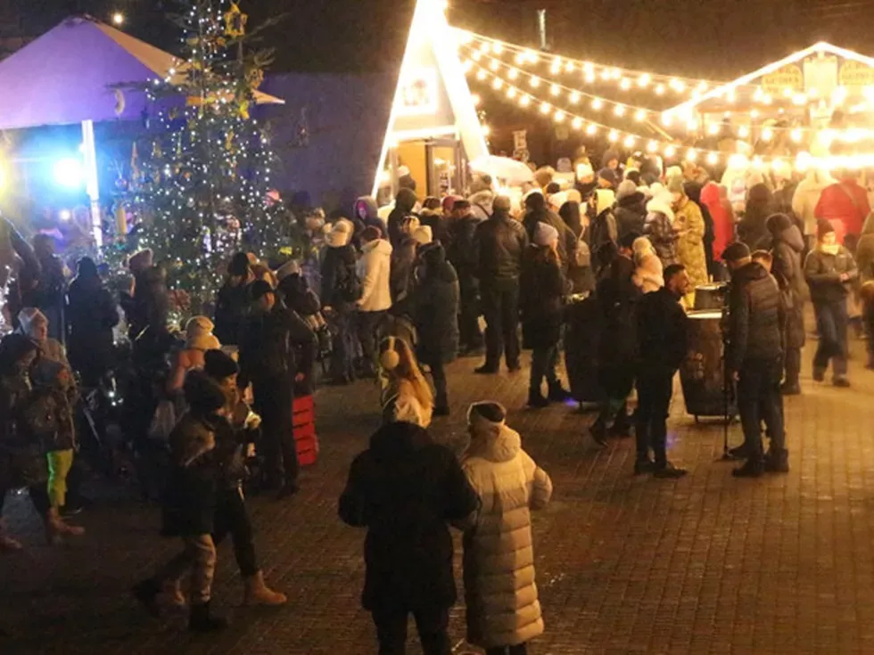 travel program image