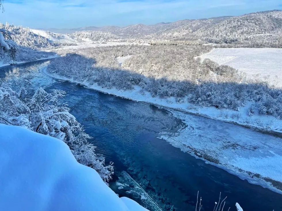 travel program image