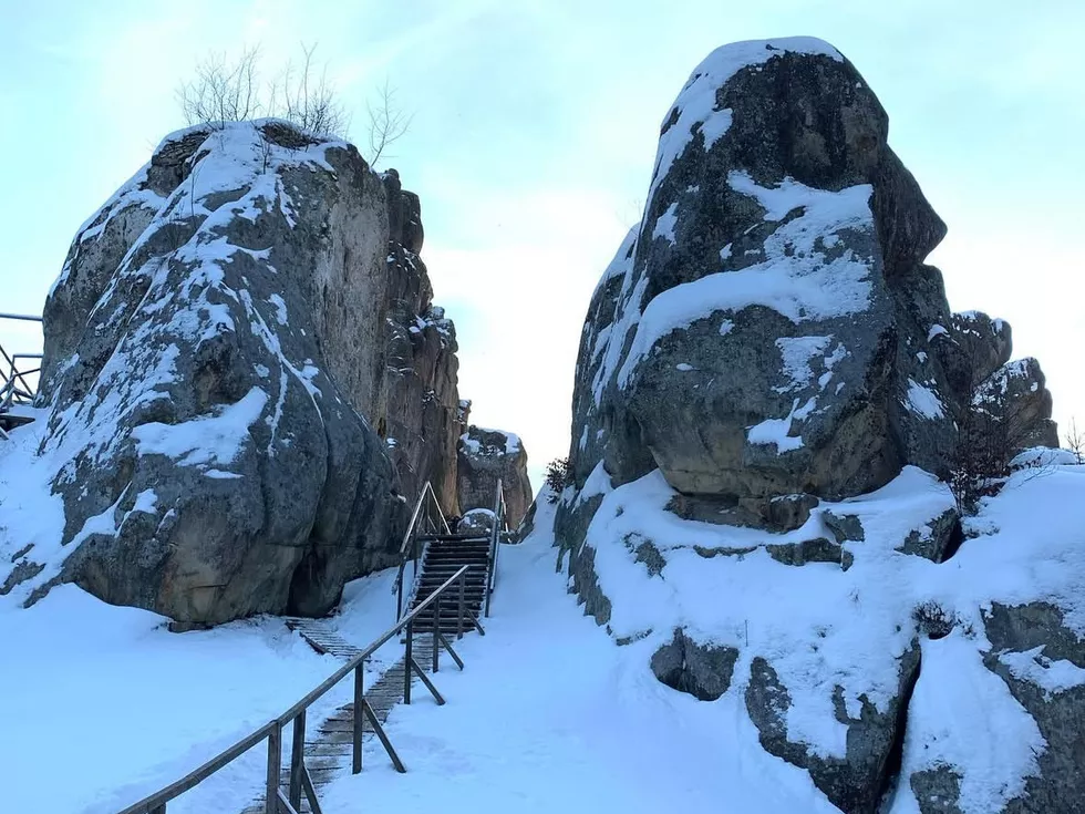 travel program image