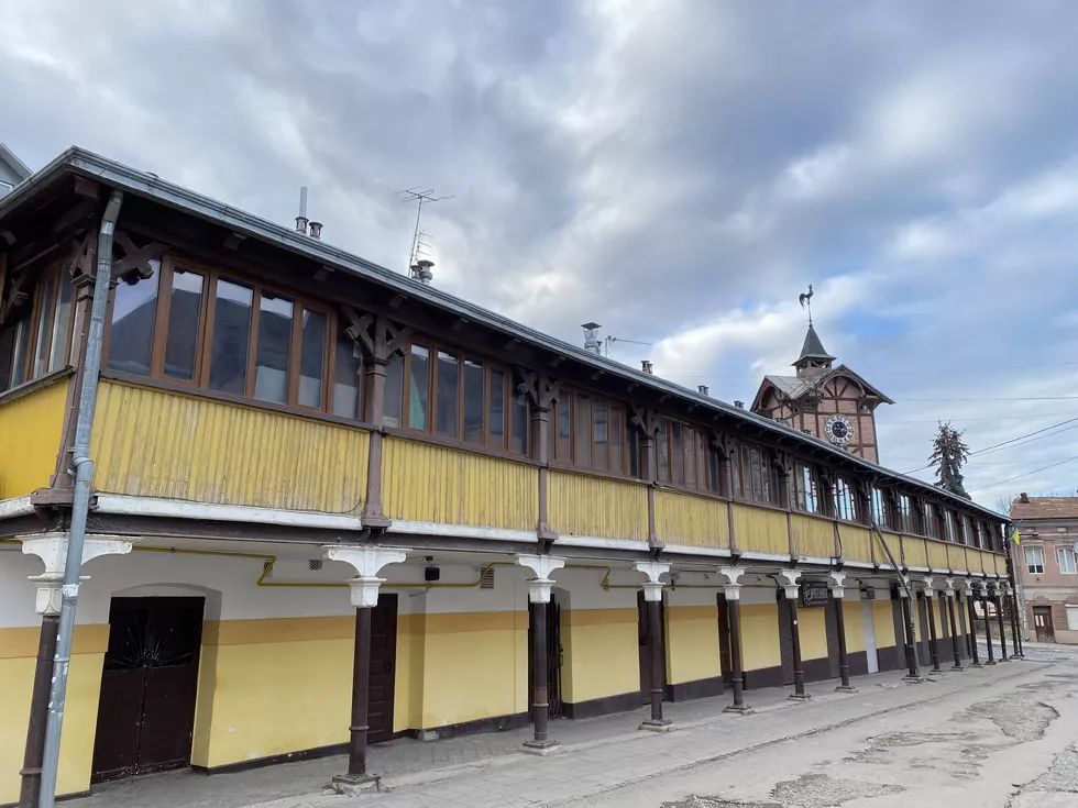 travel program image