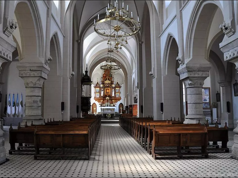 travel program image