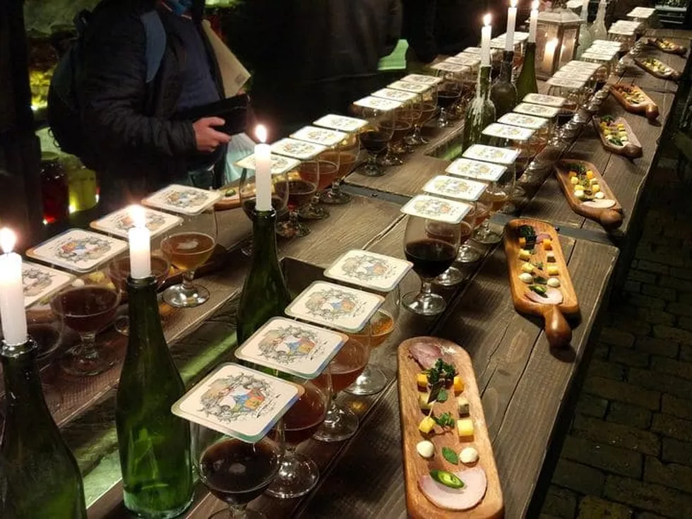 travel program image