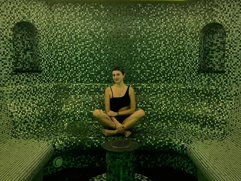 travel program image