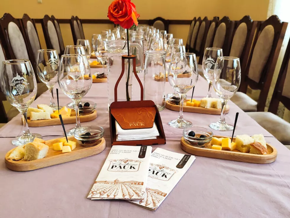 travel program image