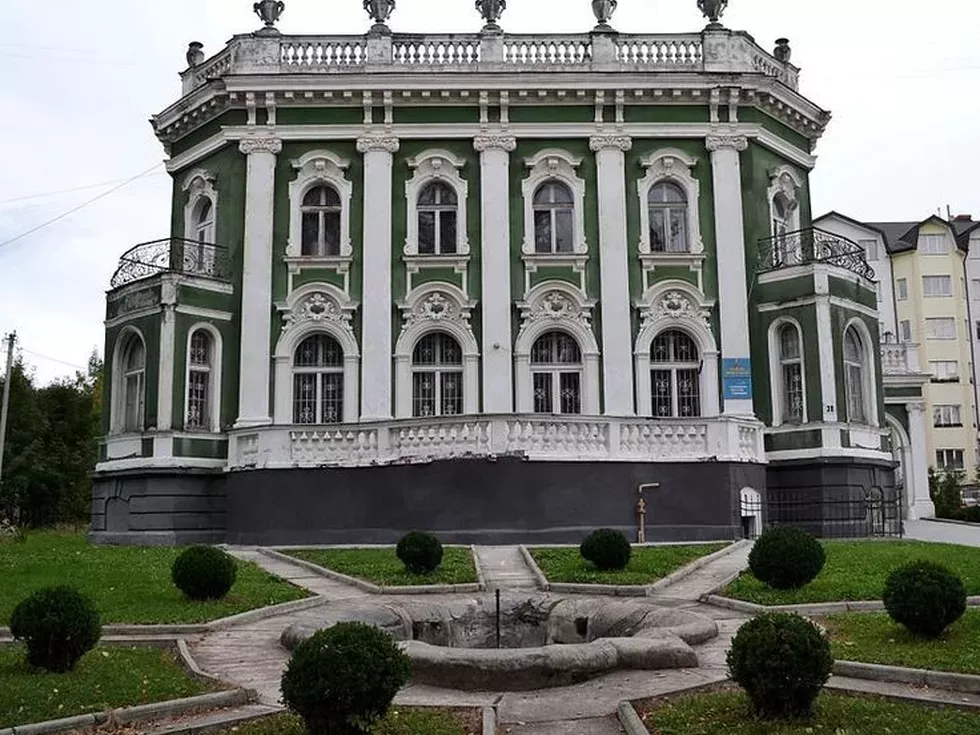 travel program image