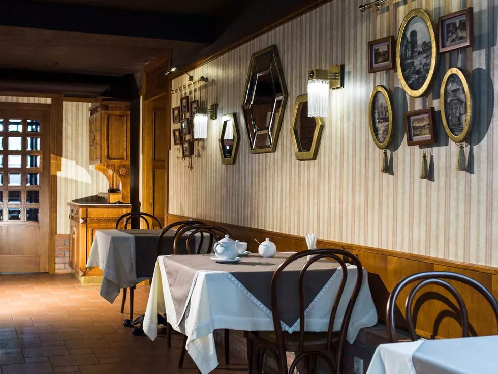 travel program image