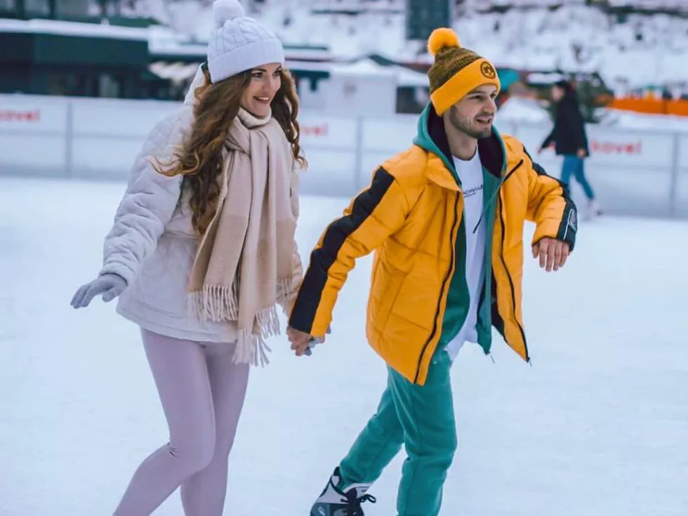 travel program image