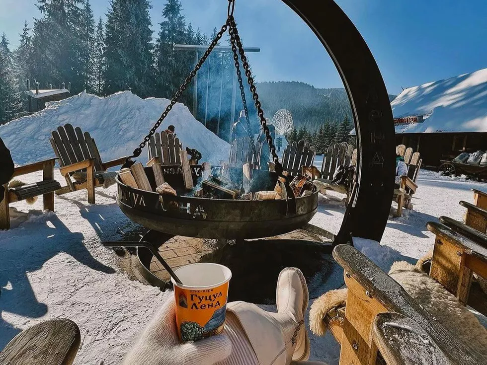 travel program image