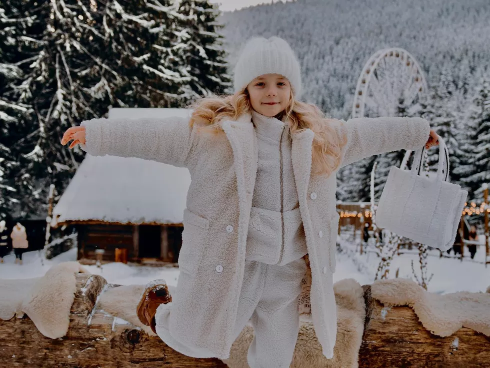 travel program image