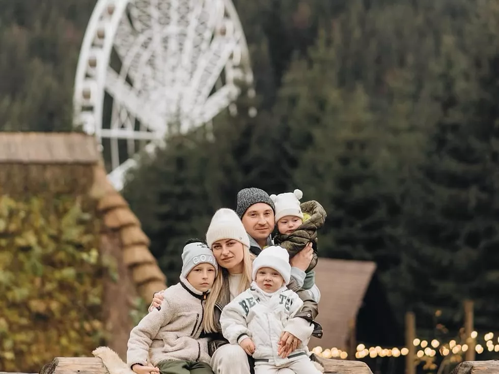 travel program image