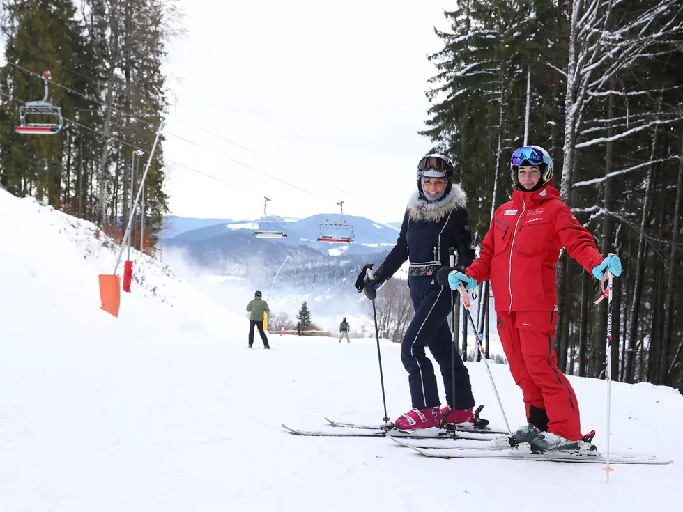 travel program image