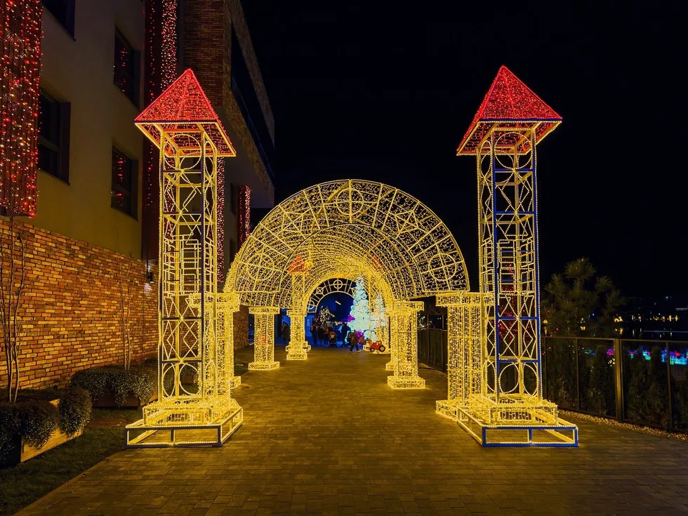 travel program image