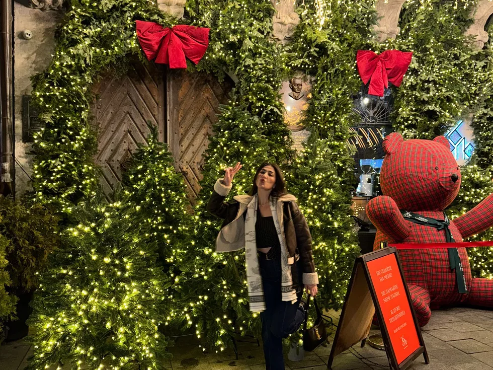 travel program image