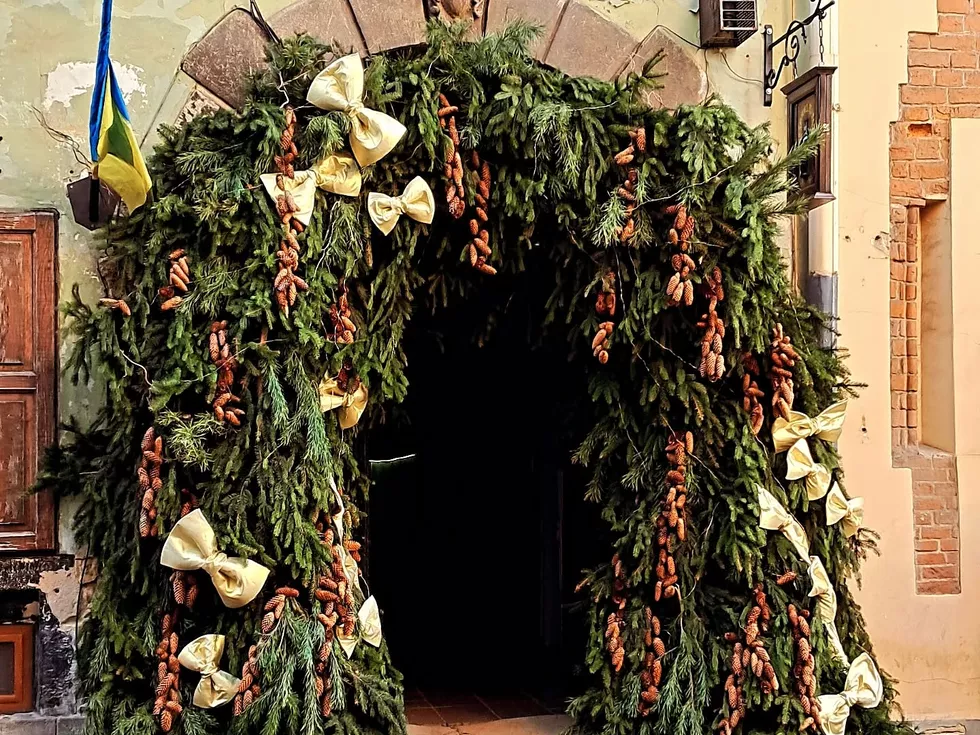 travel program image