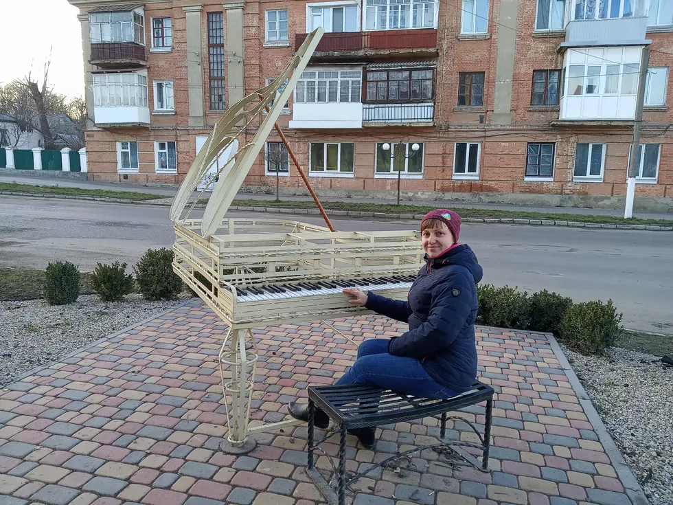 travel program image