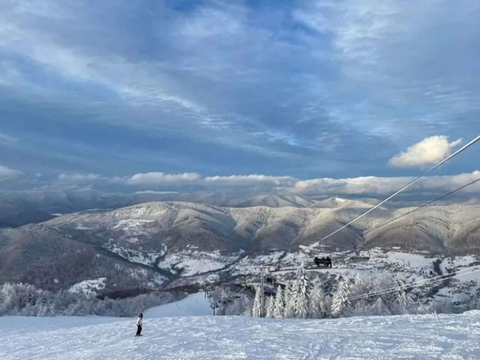 travel program image