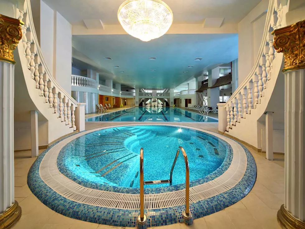 travel program image