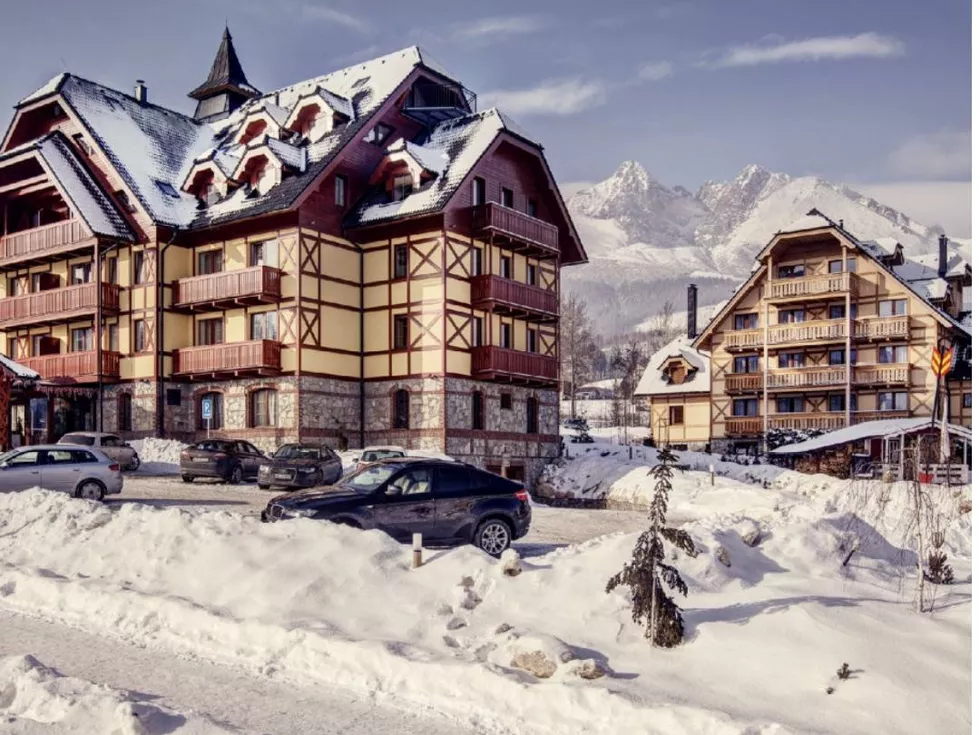 travel program image