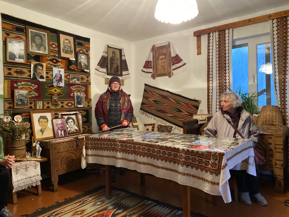 travel program image