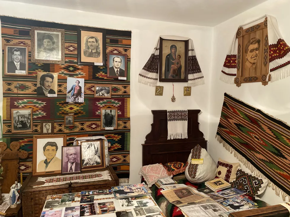 travel program image