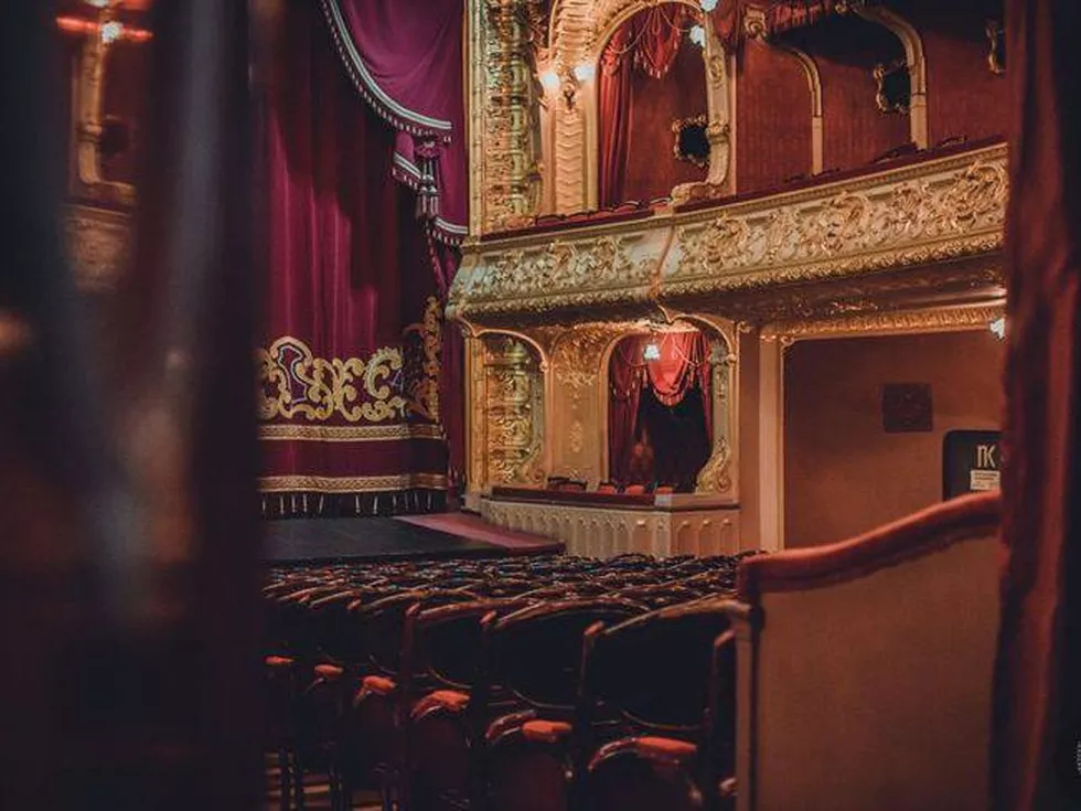 travel program image