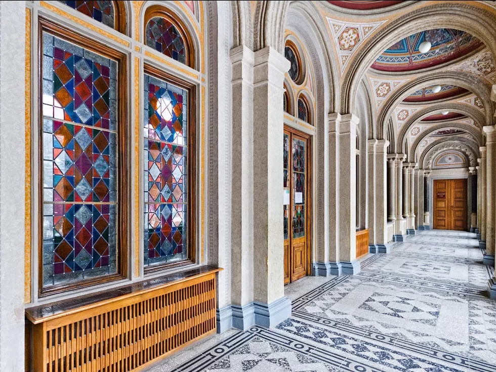 travel program image