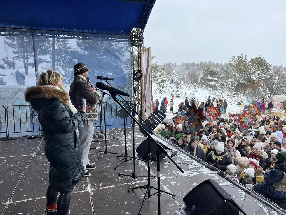 travel program image