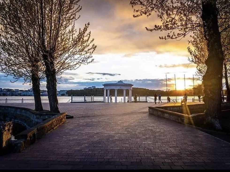 travel program image