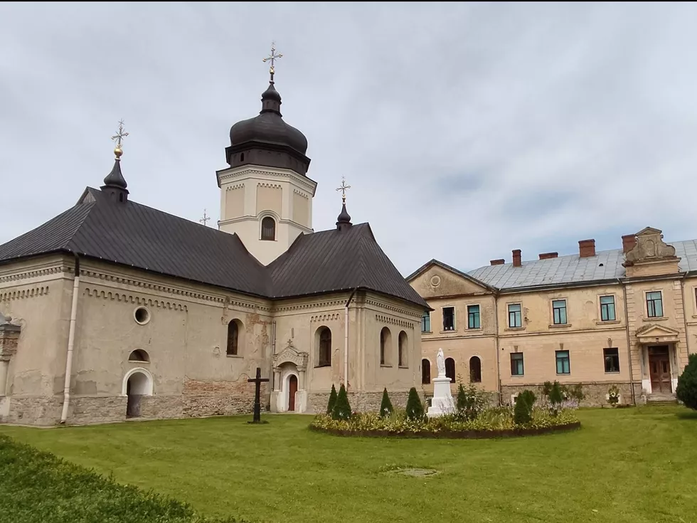 travel program image