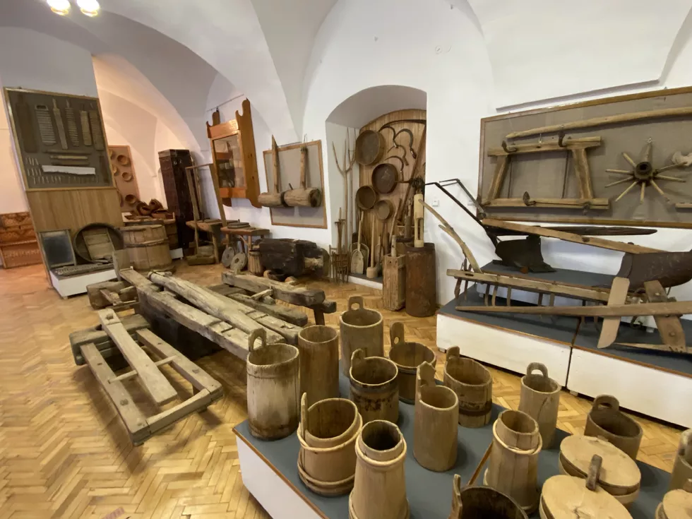 travel program image