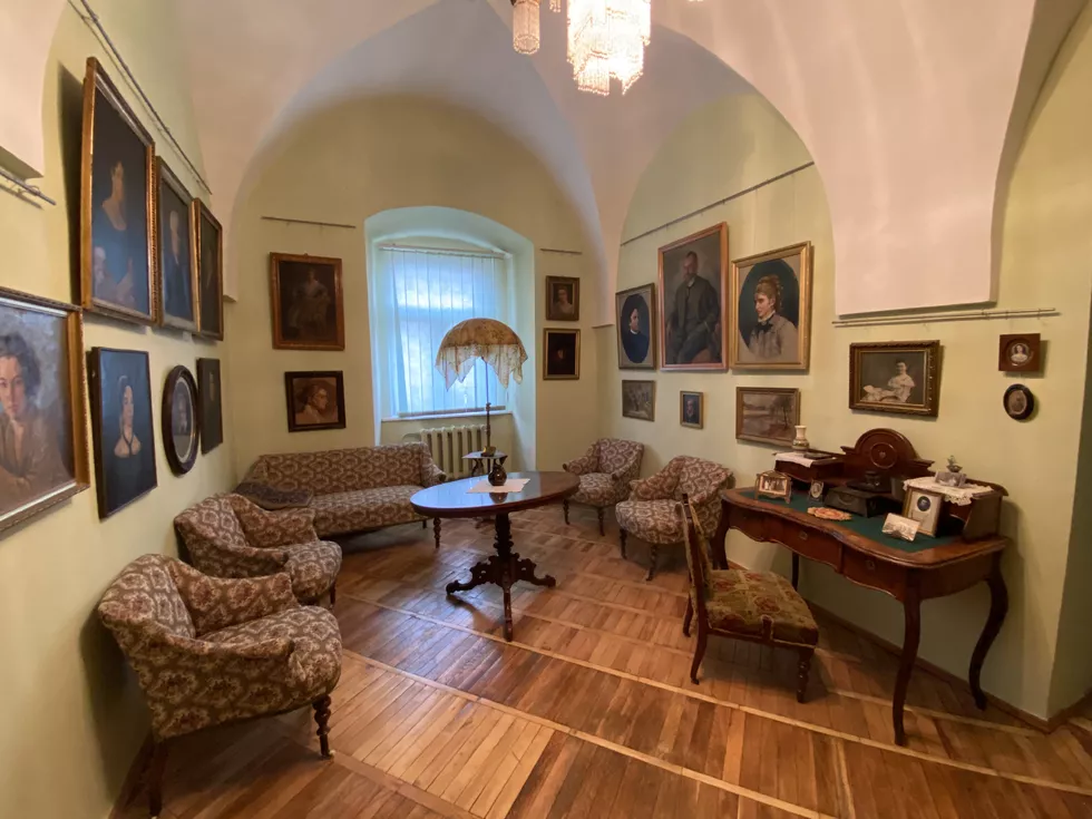 travel program image