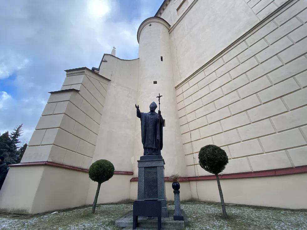 travel program image